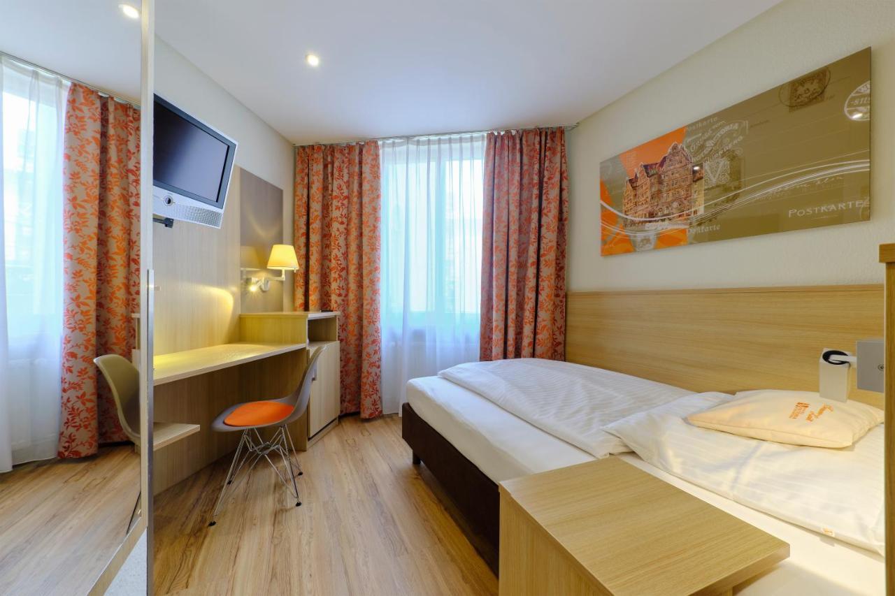 Hotel Victoria Nuernberg Esterno foto