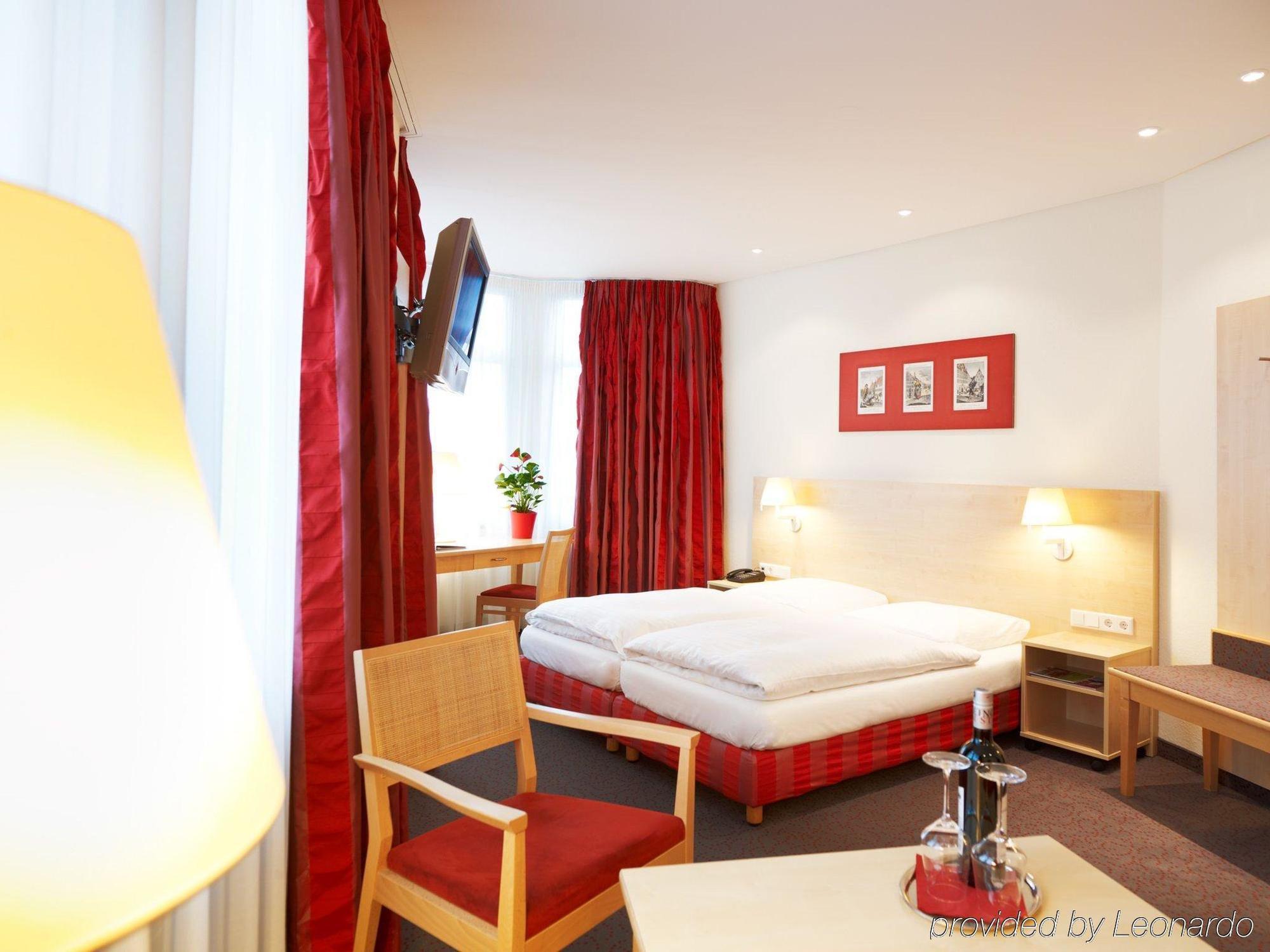 Hotel Victoria Nuernberg Camera foto