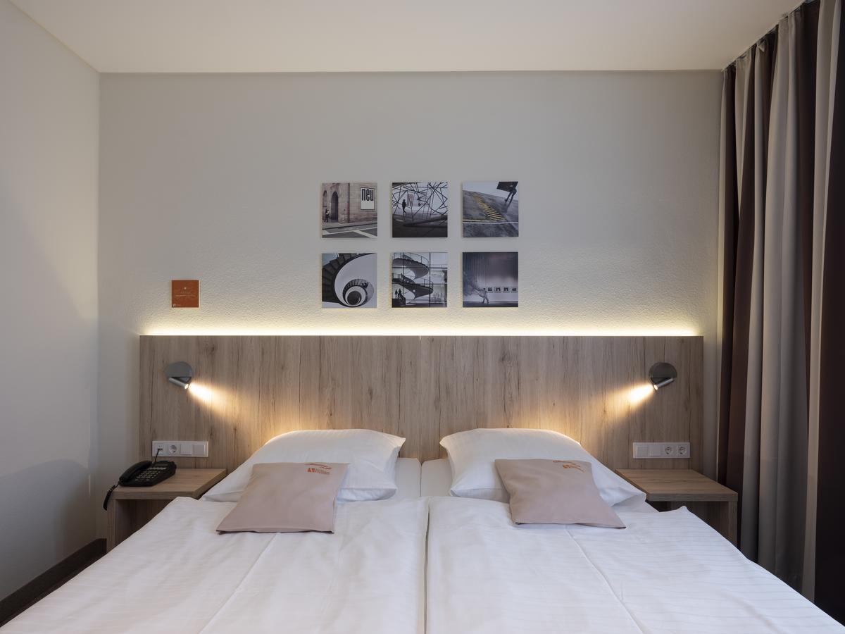 Hotel Victoria Nuernberg Esterno foto