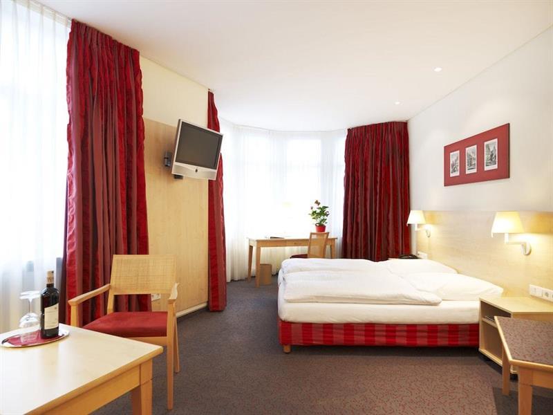 Hotel Victoria Nuernberg Esterno foto
